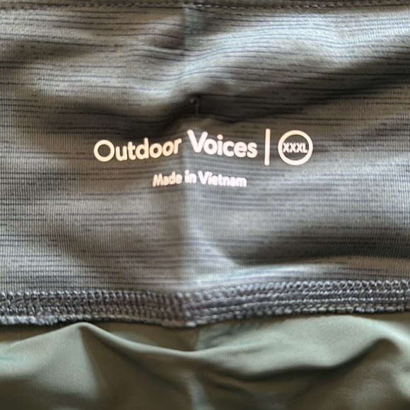 Outdoor Voices Hudson Short 2.5” Evergreen XXXL - Picture 6 of 8